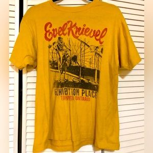 Size L men’s Evel Knievel t shirt